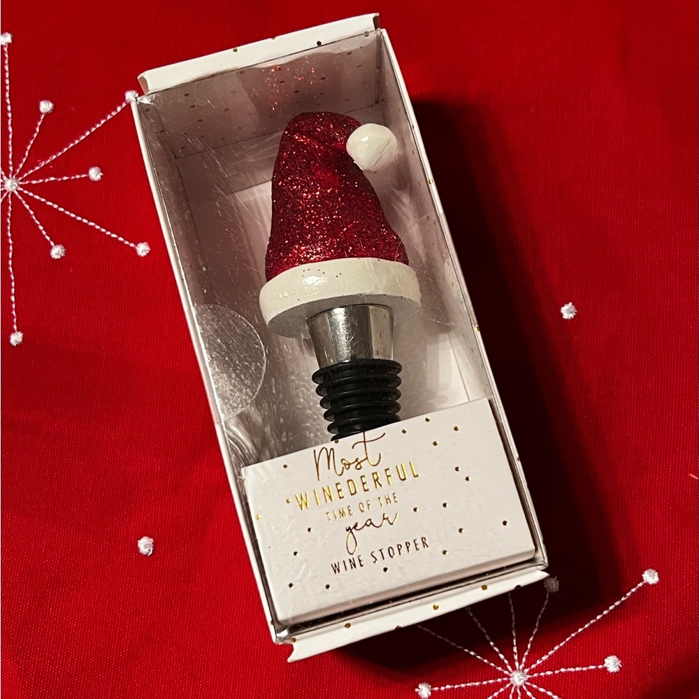 🍷 Wine Stopper - Santa Cap from Paper Source